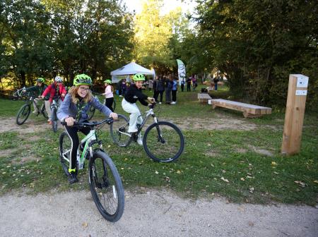 TEDEN TRAJNE MOBILNOSTI TRŽNICA JEZERO 28 FOTO LJUBO VUKELIČ